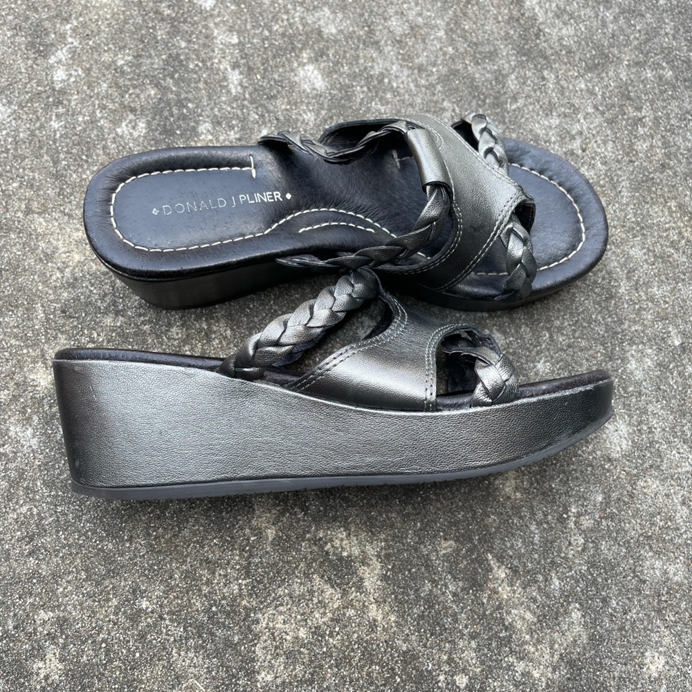 Donald Pliner Silver wedges
